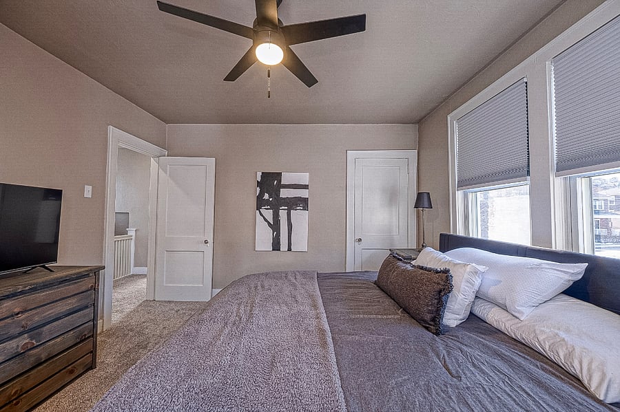 Master bedroom. King size with a Smart TV & ceiling fan. 