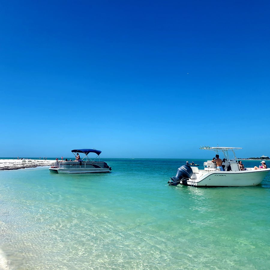 Minutes from the Gulf of Mexico