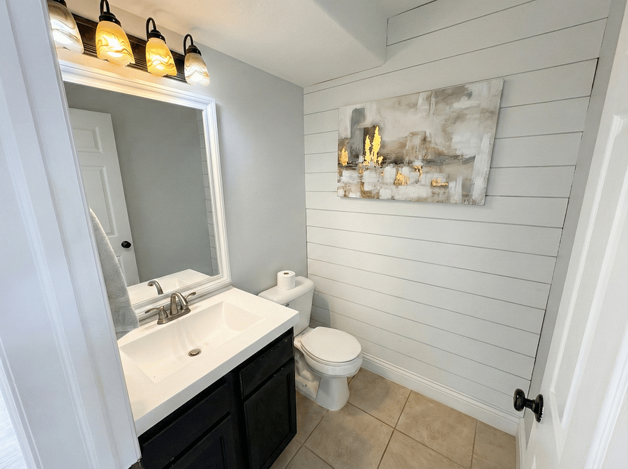 Main Floor Bathroom