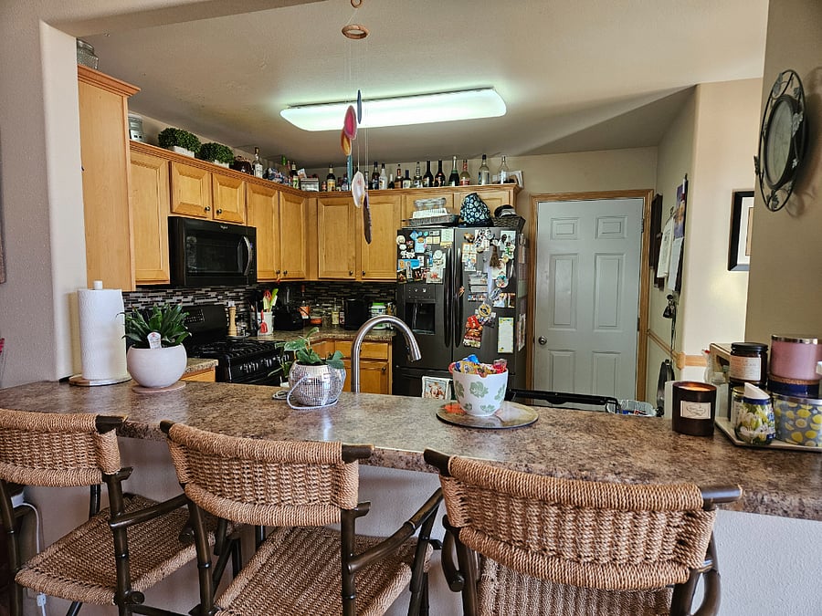 Shared breakfast bar.