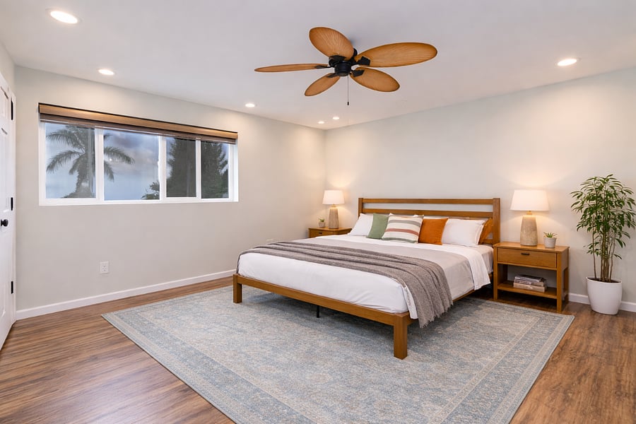 Secondary Bedroom - King Size Bed