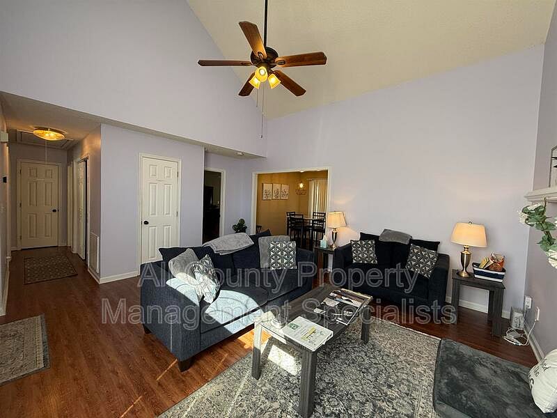 Furnished Finder property 966024_1 photo 3