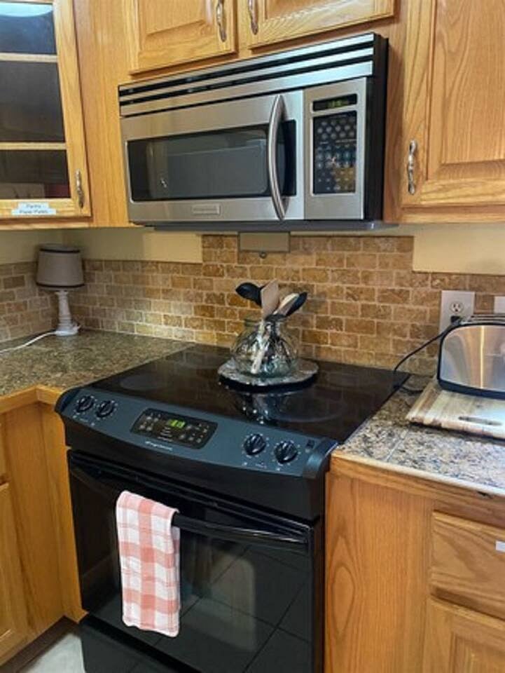 Furnished Finder property 966116_1 photo 12