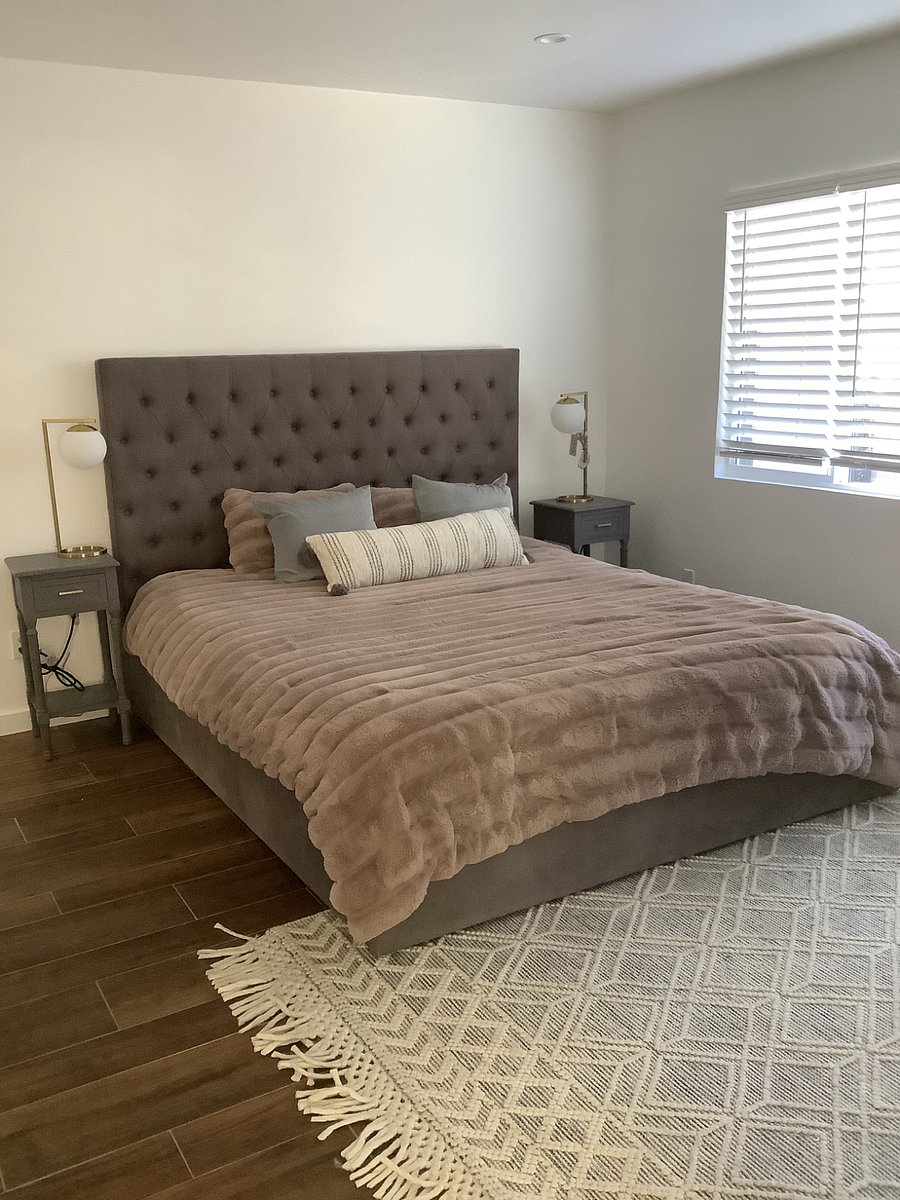 Master Bedroom - King Bed
