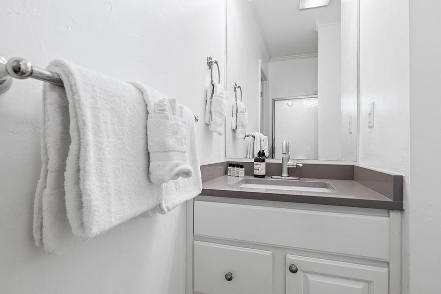 Bathroom 2 | Vanity | Sink