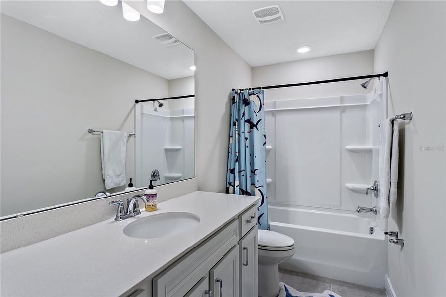 Bathroom for king bed
