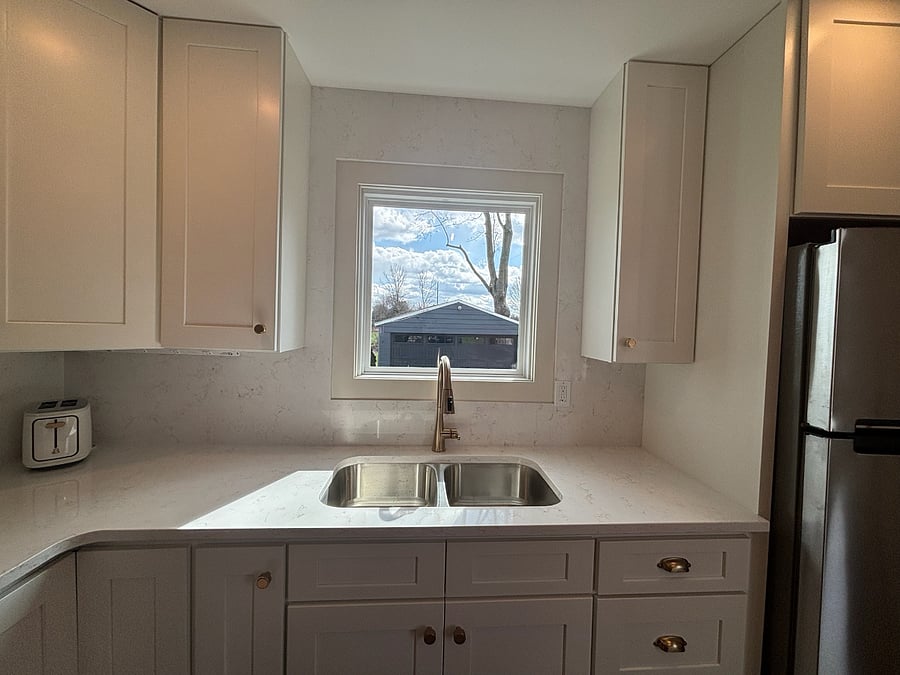 Quartz countertops and backsplash