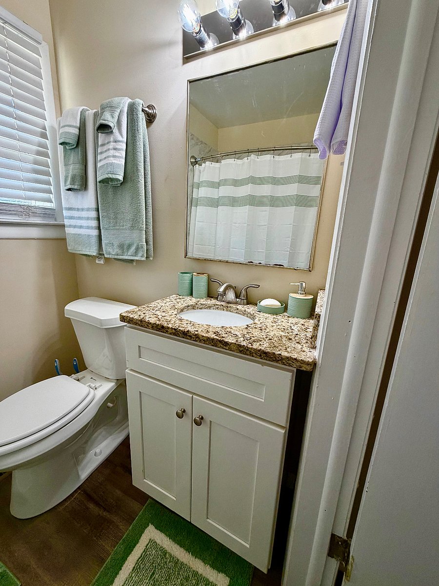 Bathroom 2