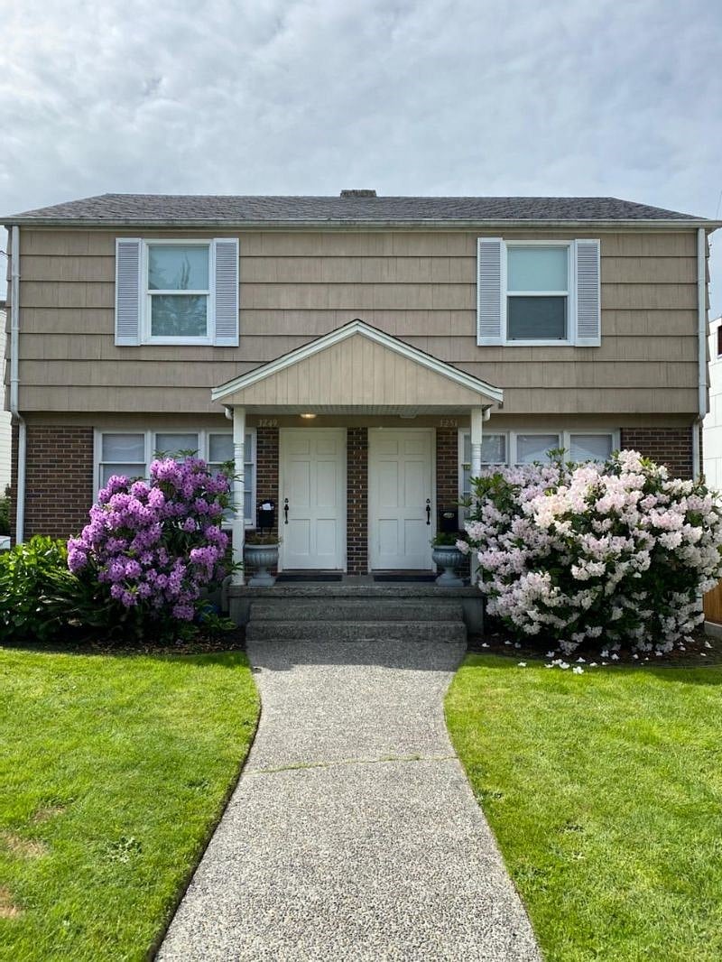 Townhouse Front