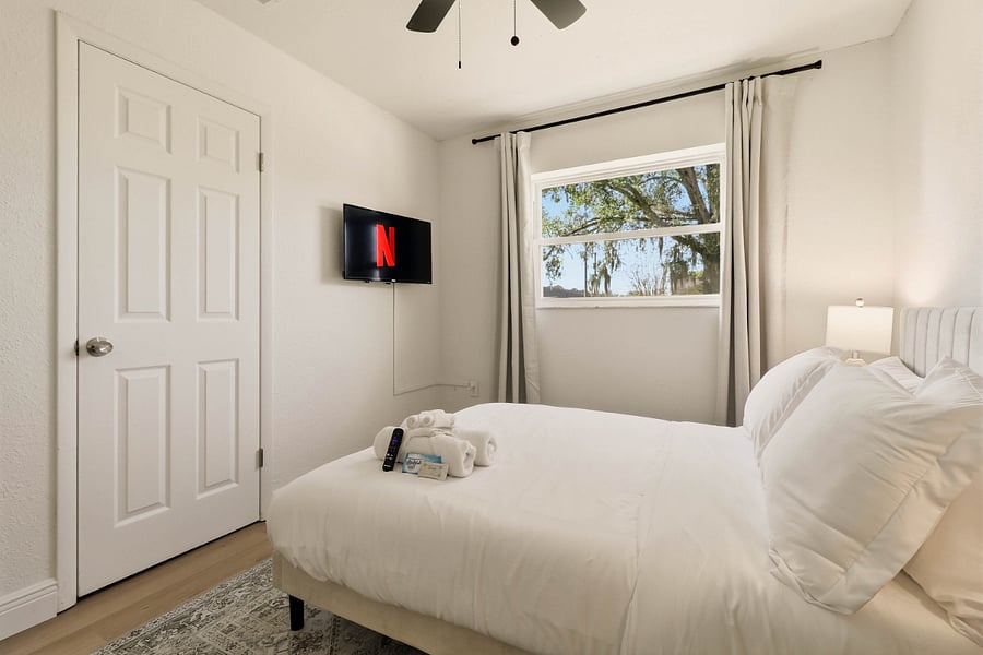 Complimentary Netflix.