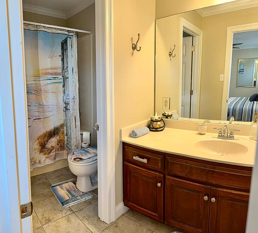 Bedroom #2 ensuite