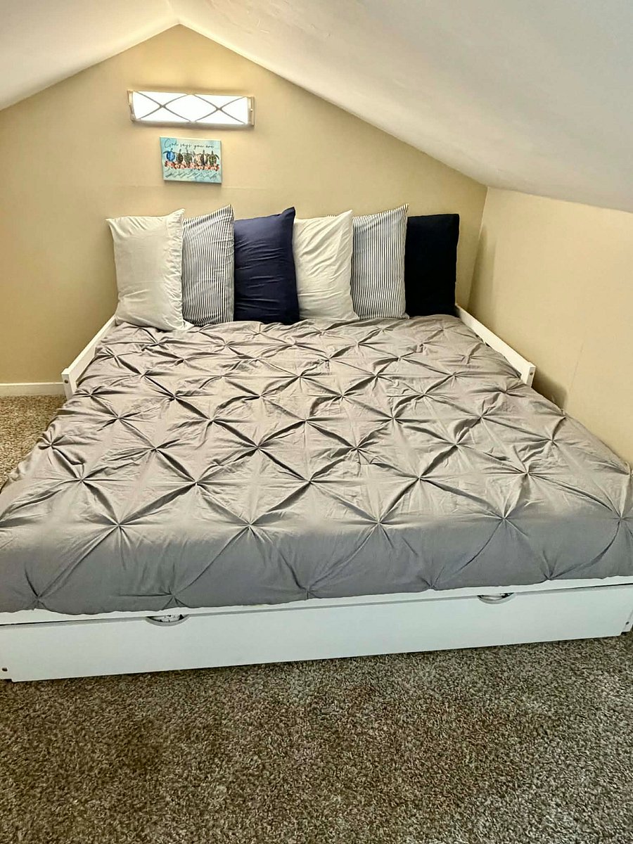 Bedroom #4/loft