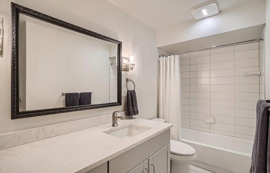 Hallway bathroom between bedrooms 1 and two