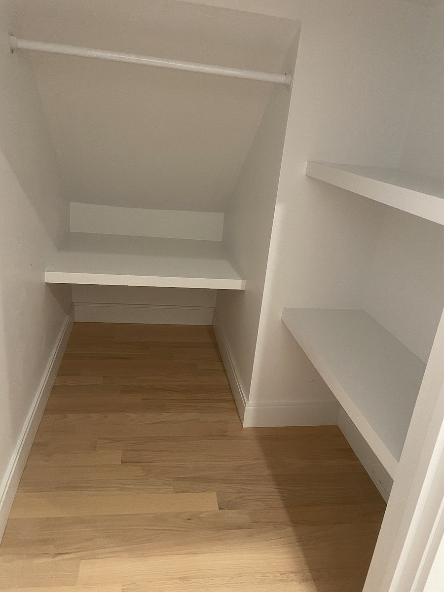 Bedroom 3 - Full Bed with walk-in closet
