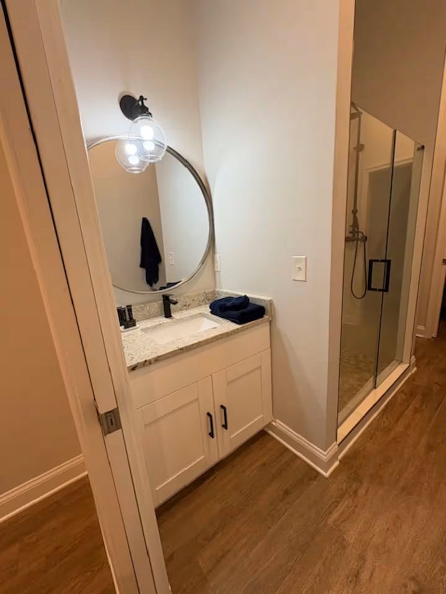 Bedroom 3 and 4 - Jack and Jill Ensuite