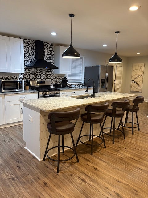 Chef's Kitchen with Sitting Island