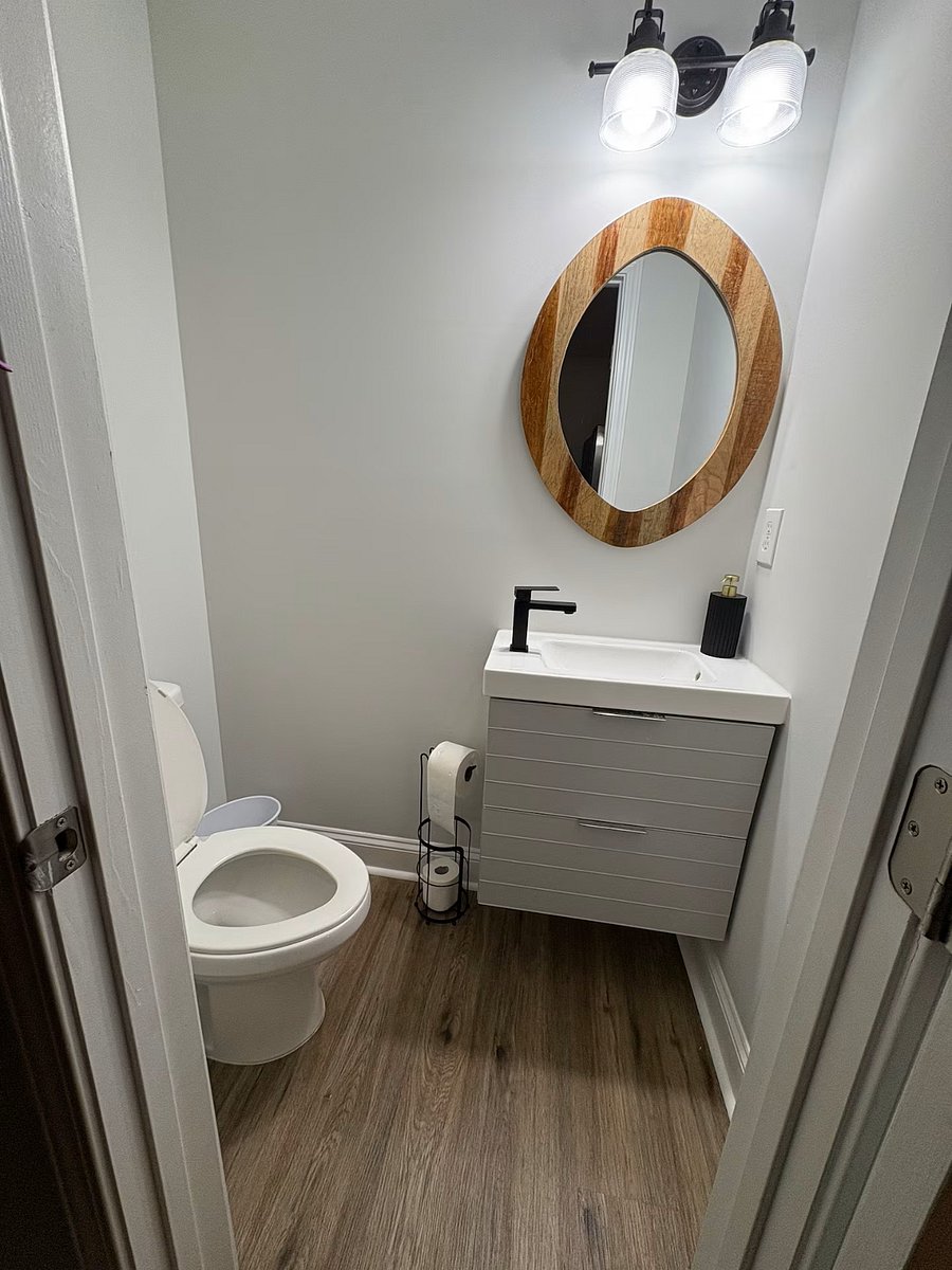 Main Floor Half Bath