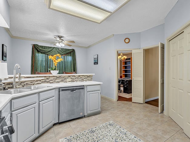 Furnished Finder property 966930_1 photo 9
