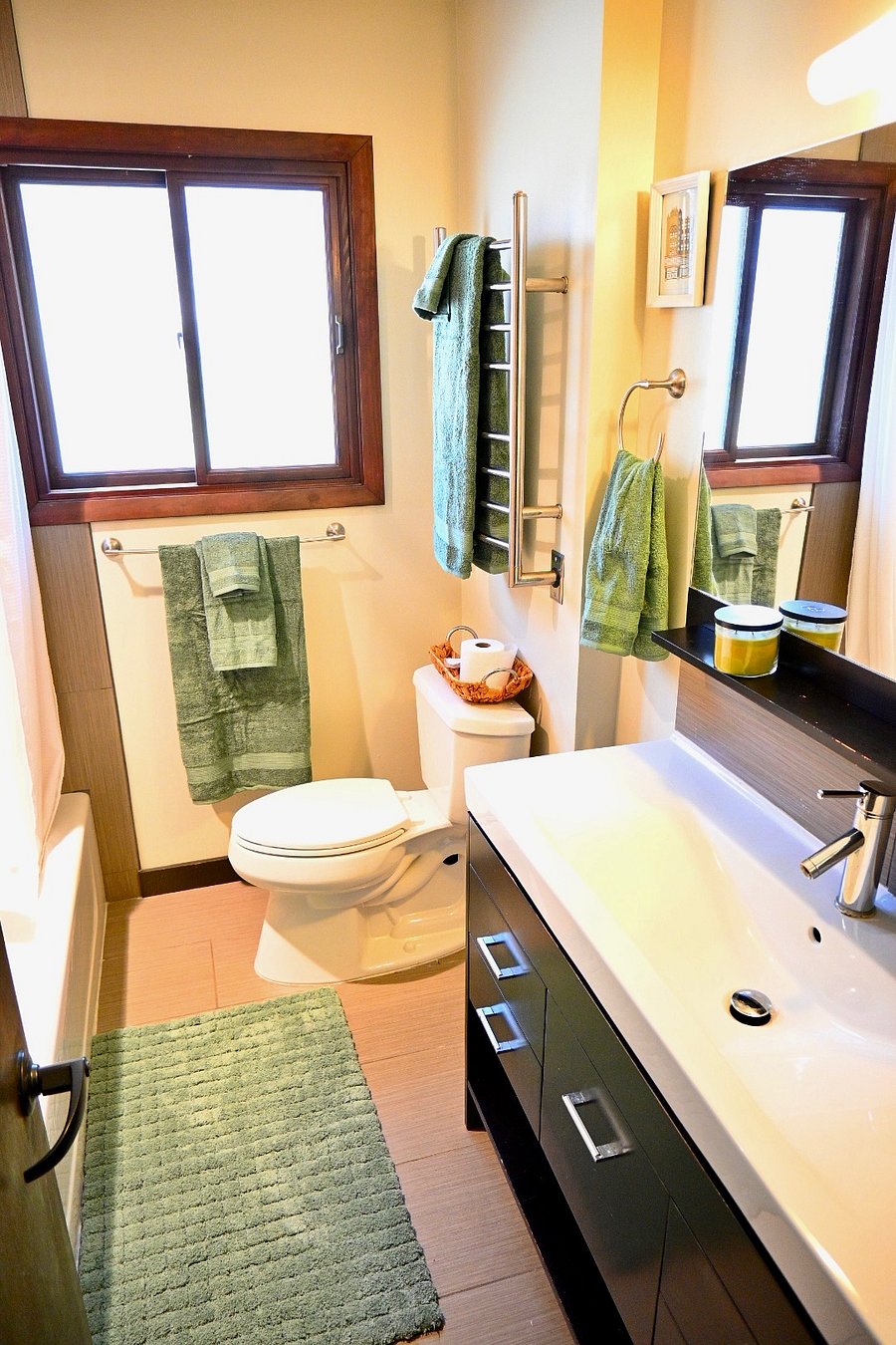 Full bathroom