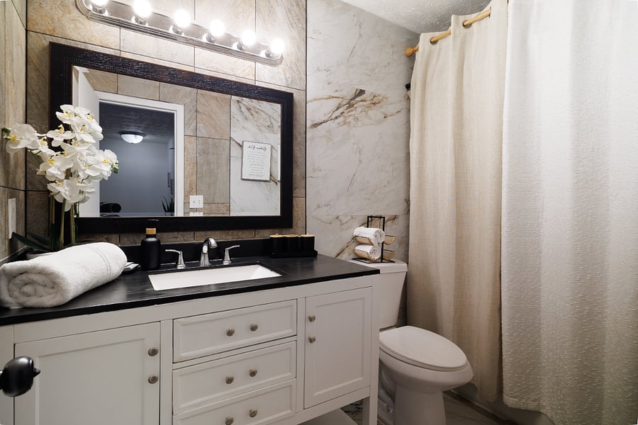 Full upstairs bathroom, view to shower