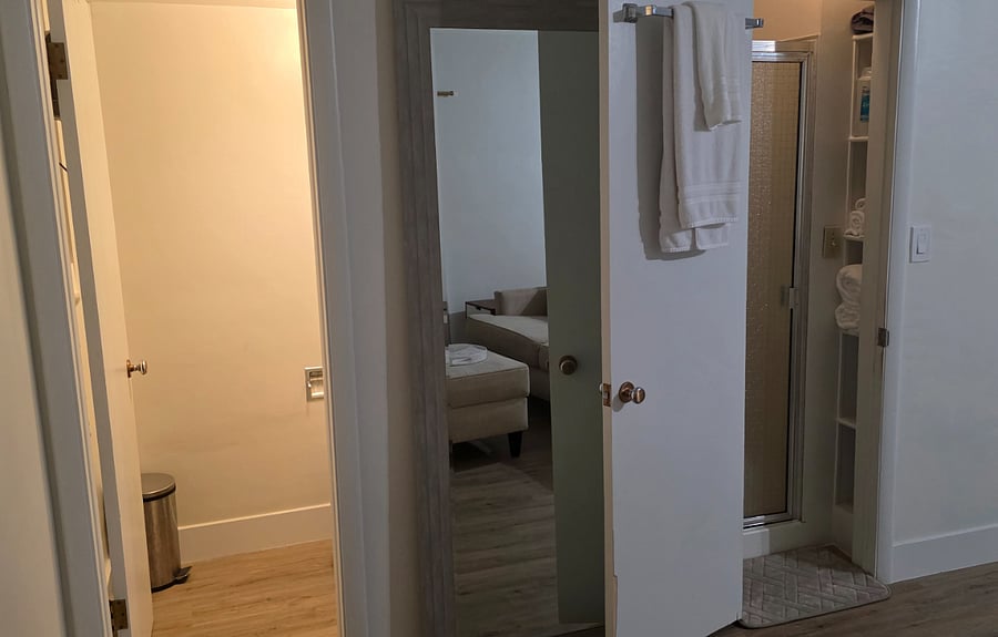 1/2 bathroom with separate shower 