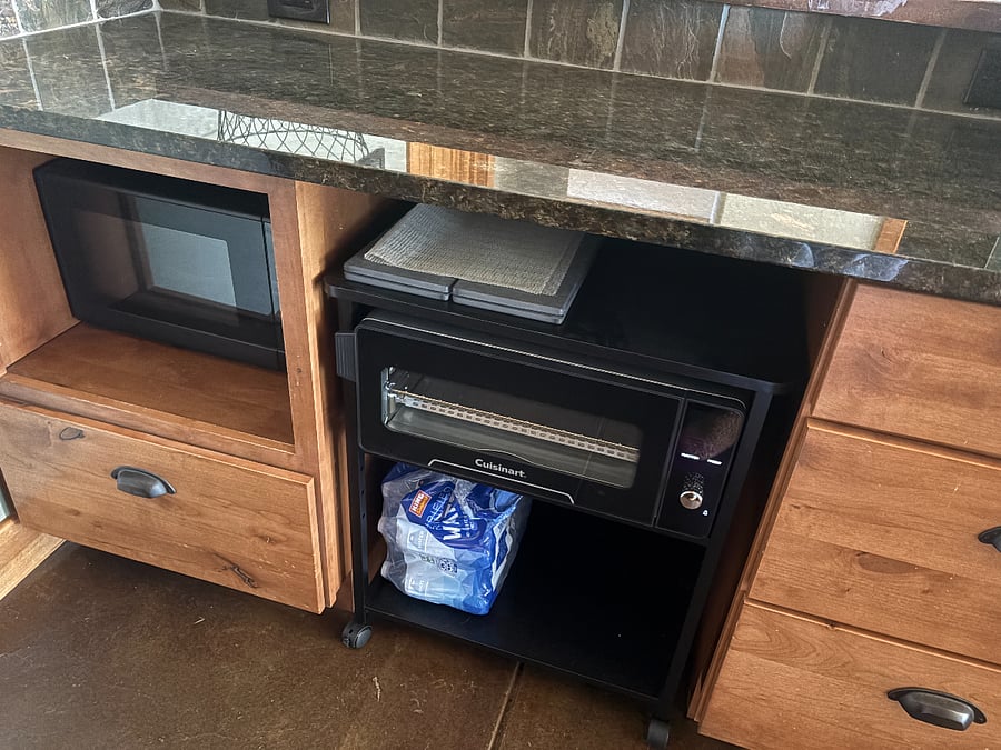 Microwave/air fryer/ toaster over