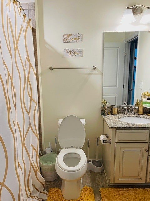 Full-size bathroom