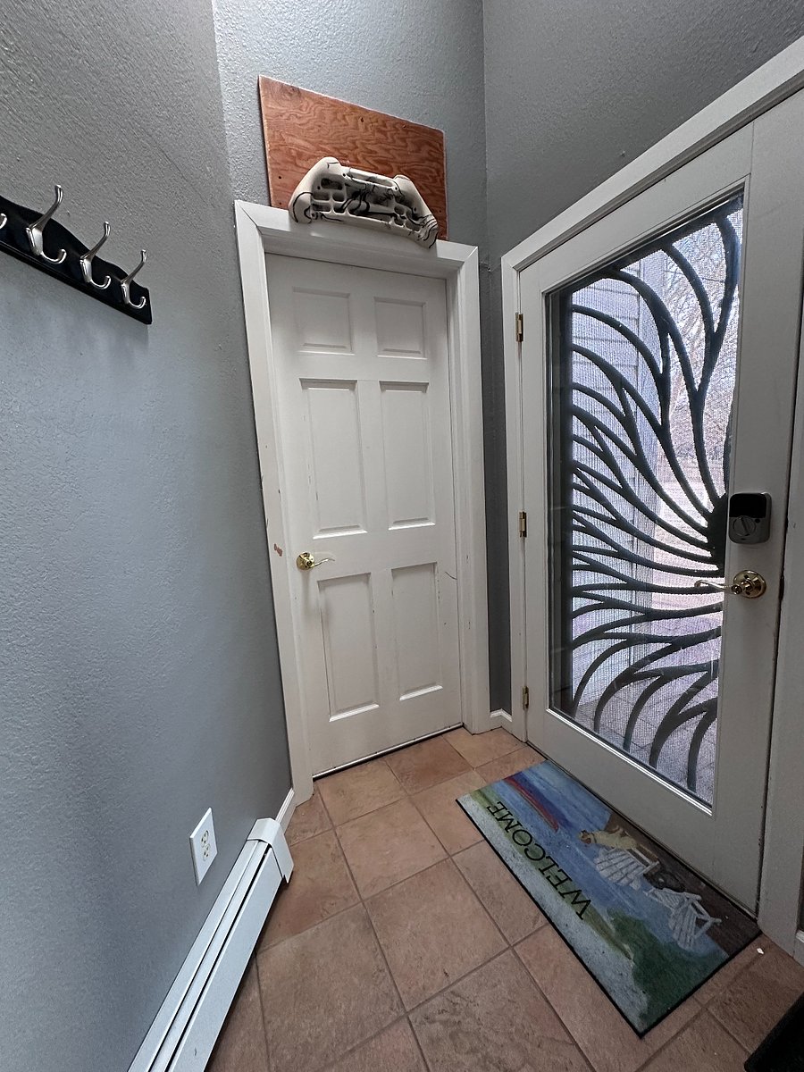 Front door foyer