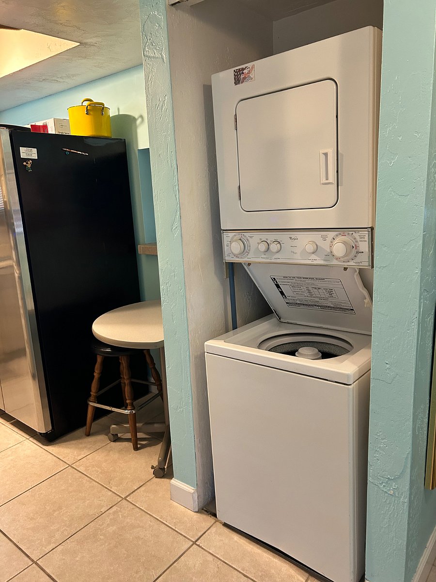 Thin Twin laundry in kitchen area