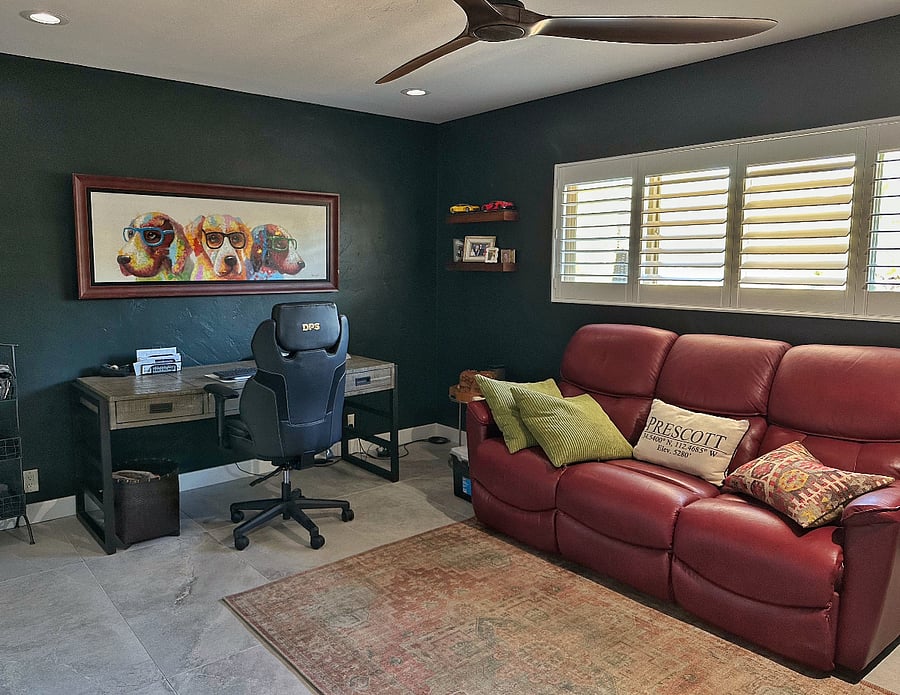 Office or flex room with full length closet