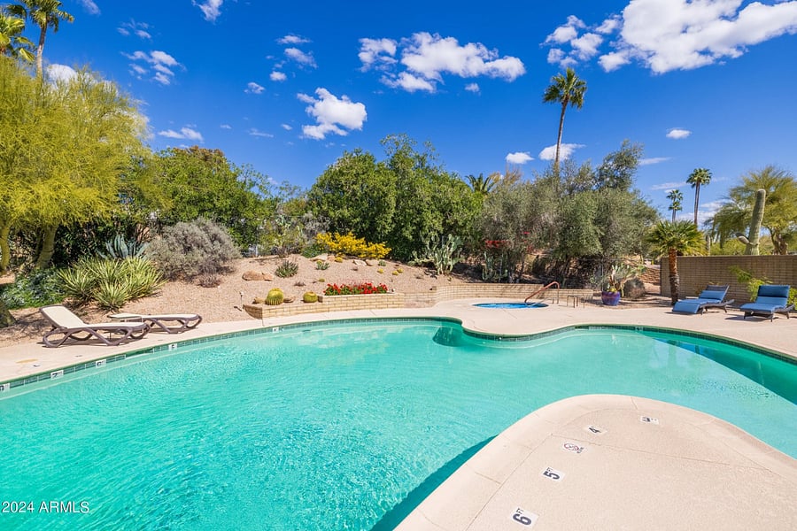 Community Pool & Spa