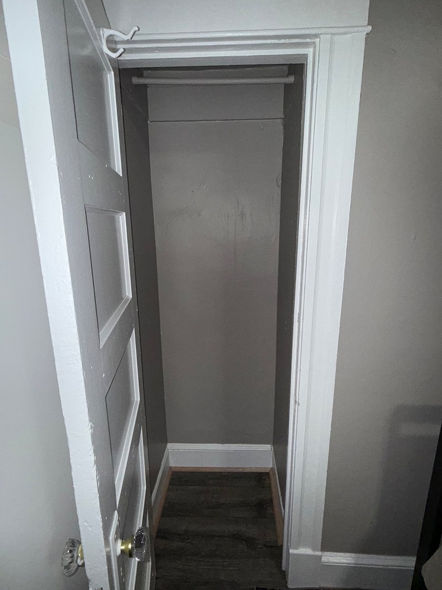 Rm 2 Closet