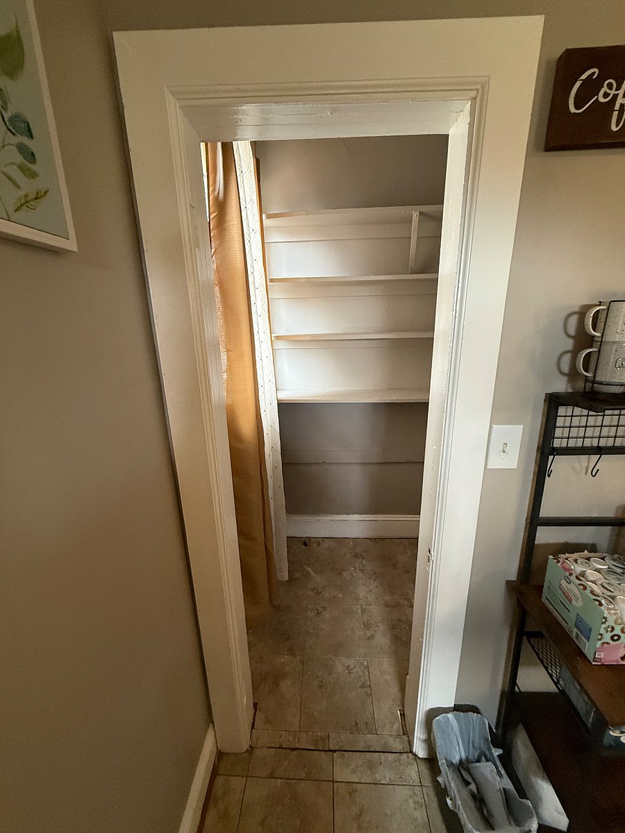 Kitchen Pantry