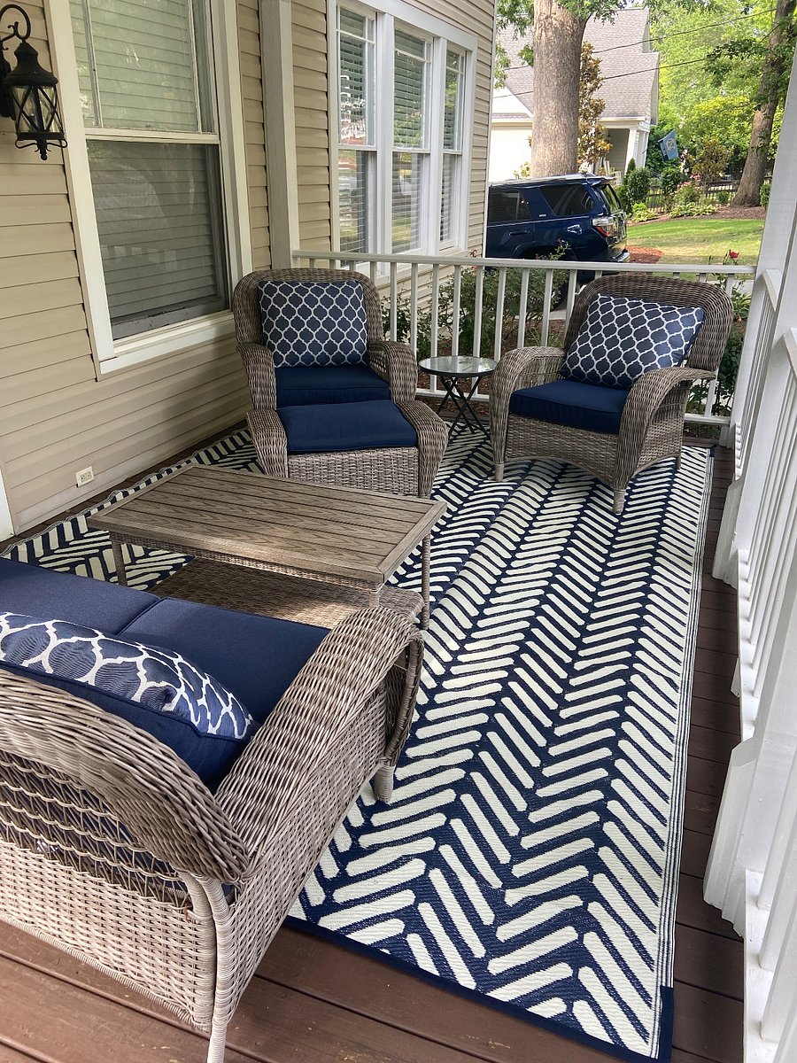 side porch