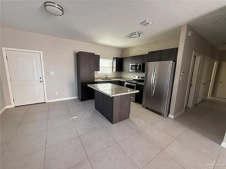 Furnished Finder property 967561_1 photo 8
