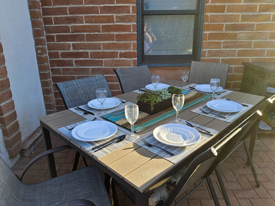 Outdoor dining that naturally brings people together.