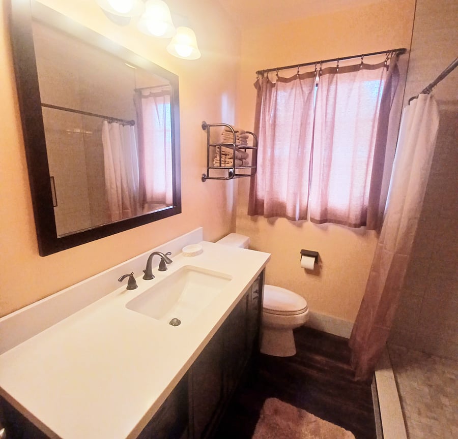 Hall Bathroom