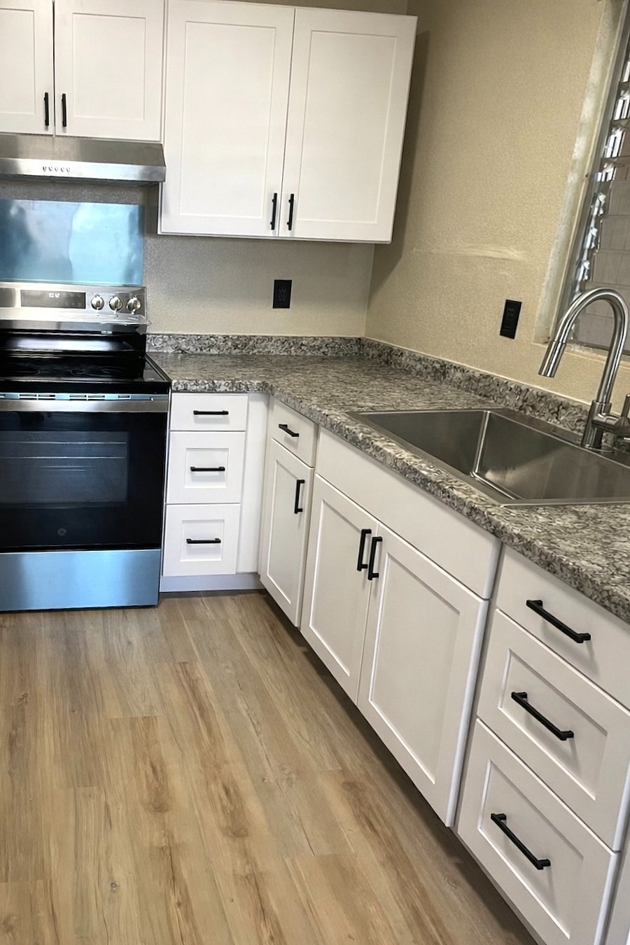 Completely Brand New Kitchen and New Appliances