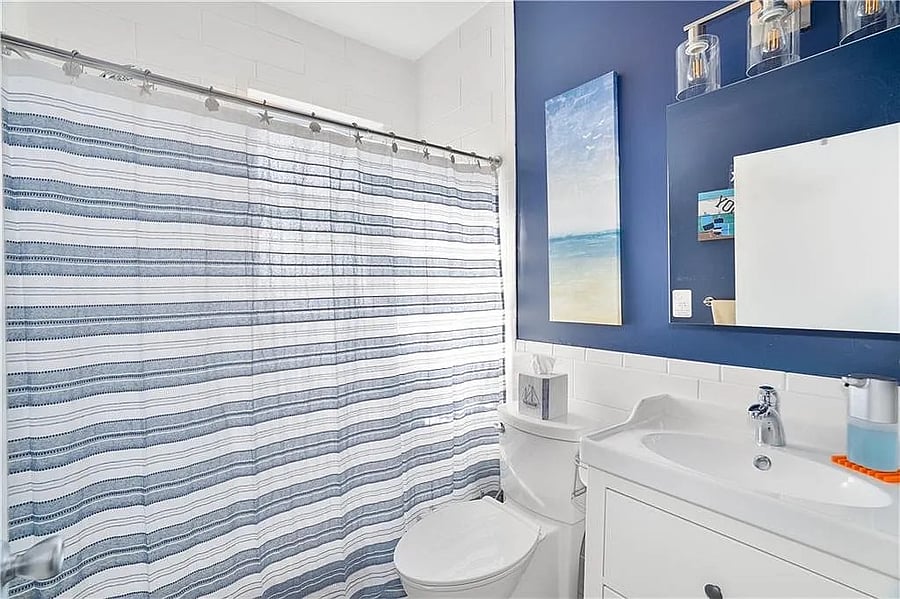 full bathroom