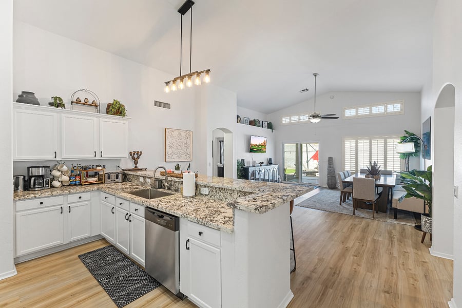 Full Kitchen with espresso maker, Coffee bar, Ice maker and water in the door. New appliances. 
