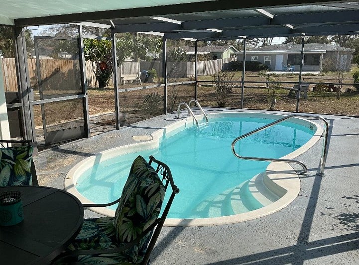 BACK YARD ENTRY