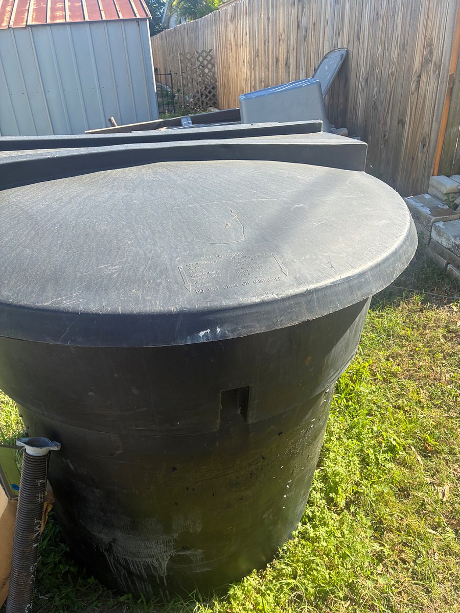 Utility alley back side of home
main trash disposal black can shared by neighbors 