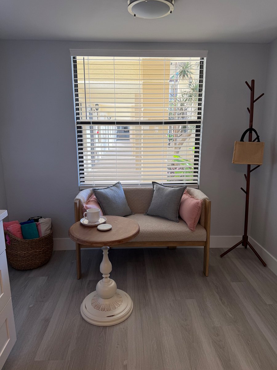 Reimagined breakfast nook with upholstered seat. Coat rack and storage basket for stowing your things.
