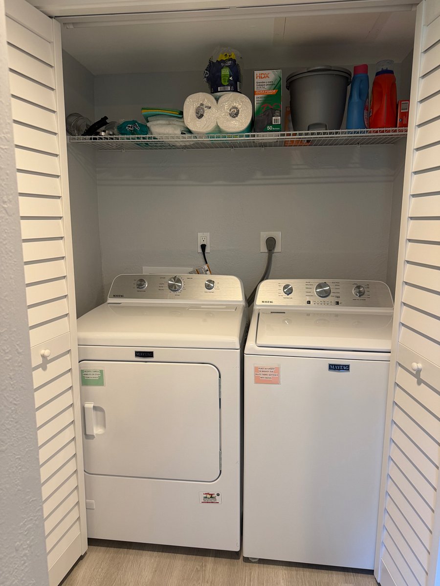 In unit washer and dryer.