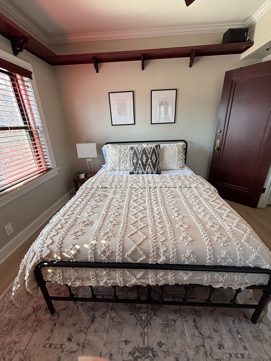 Furnished Finder property 968099_1 photo 17