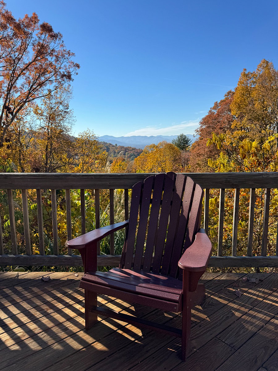 Views abound! Facing west for fabulous sunsets.