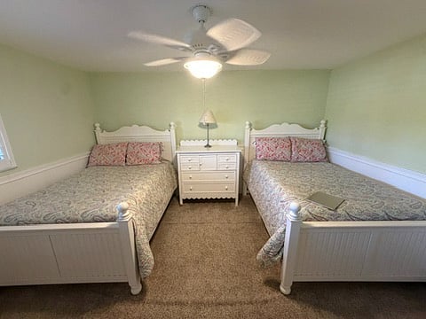 Second Bedroom- 2 full beds