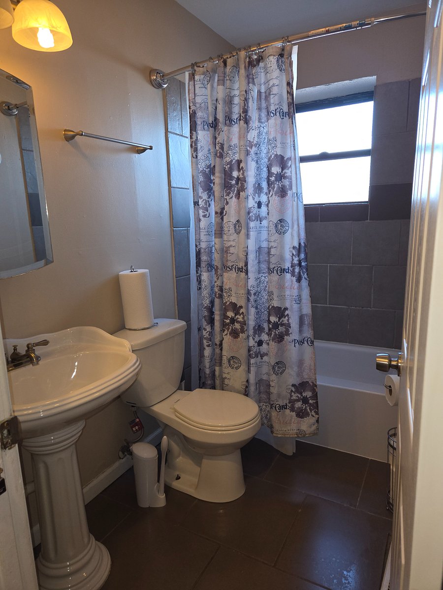 3rd floor bathroom