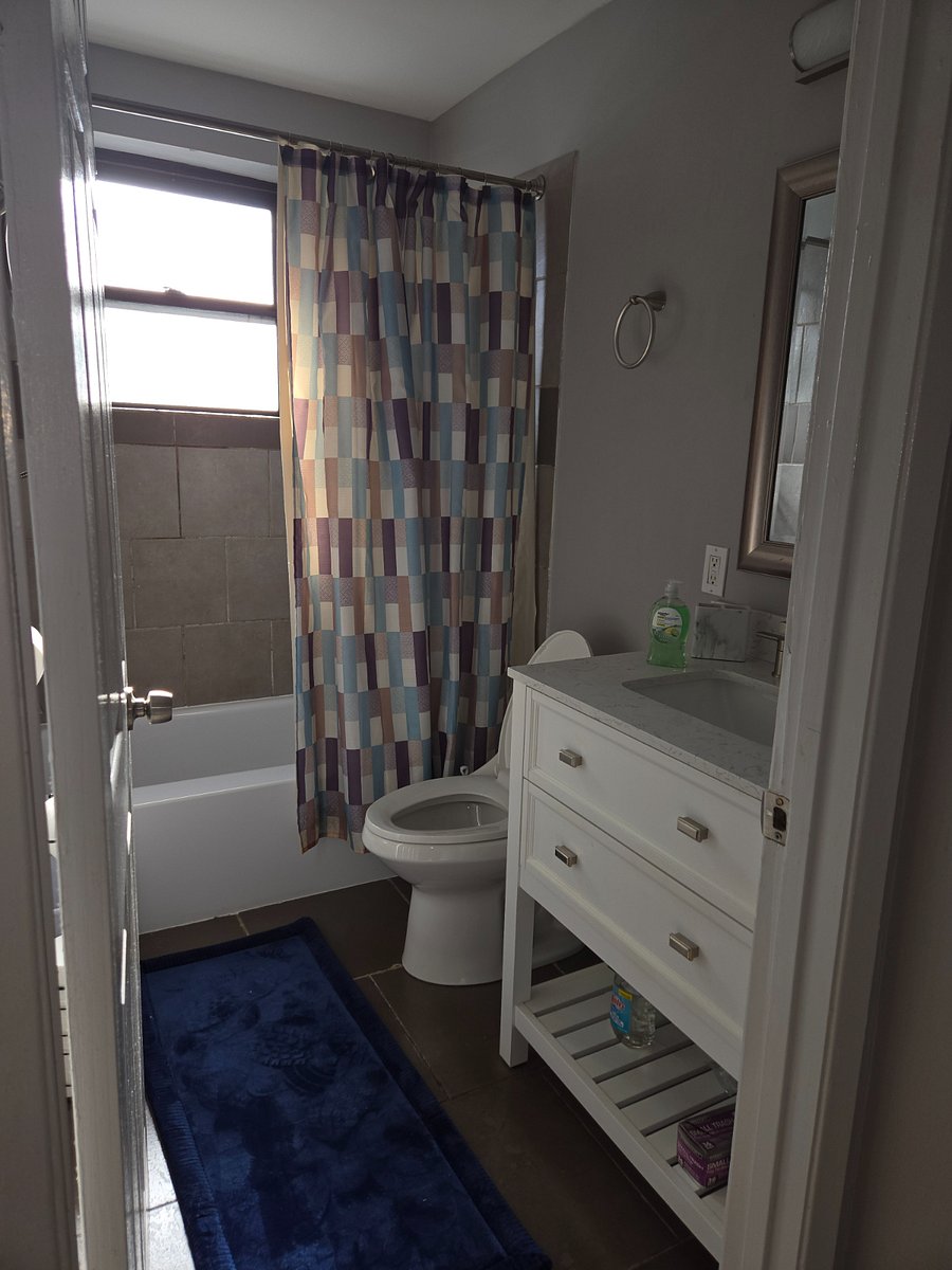 bathroom # 2 on the 3rd floor
