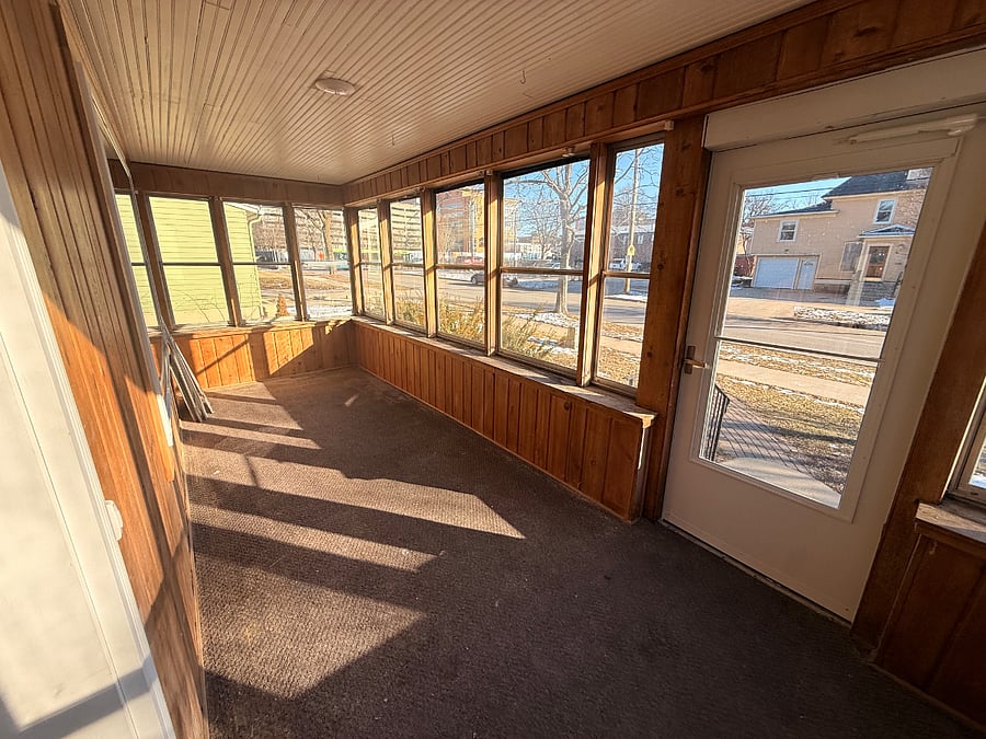 3 Season Porch off Front